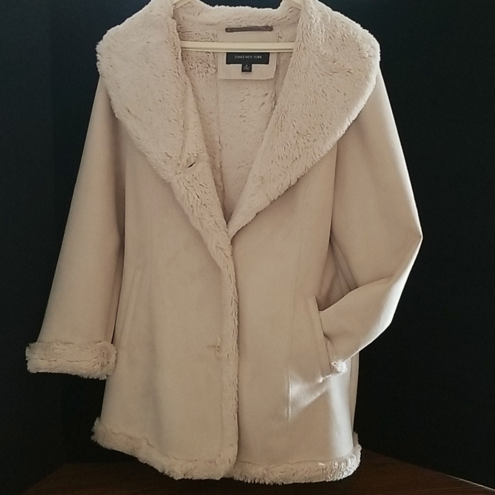 Jones New York Dress Coat Faux Suede and Fur